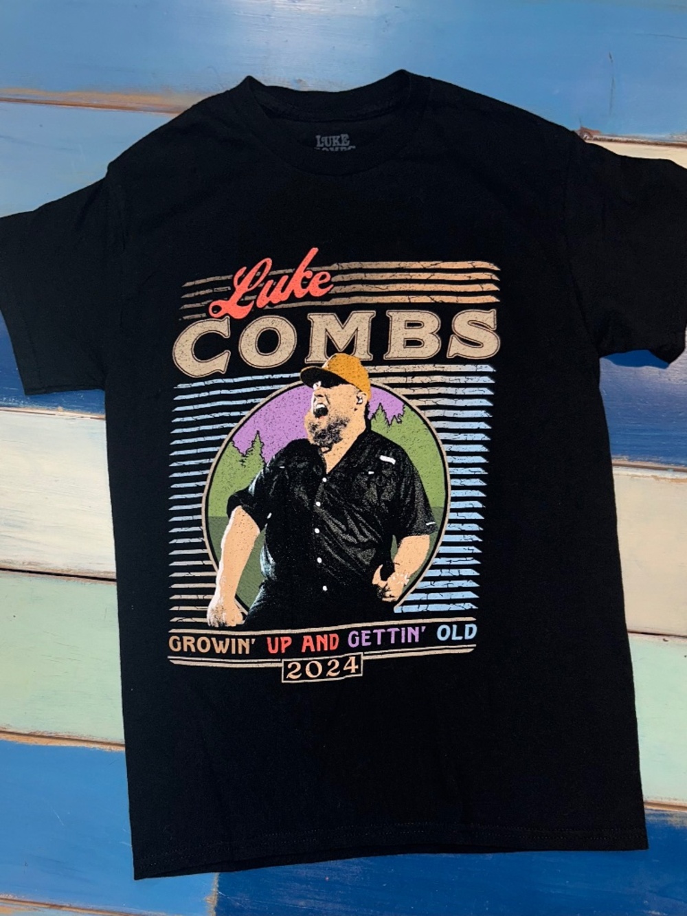Luke Combs Growin Up and Gettin Old 2024 Tour Unisex Small Black Concert T-Shirt